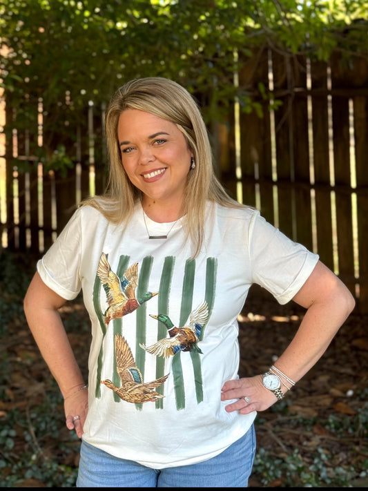 White Western Mallard Stripes Printed Casual Tee