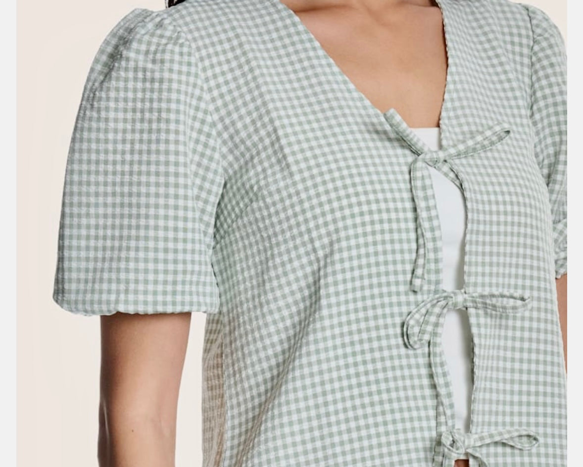 Double Zero Women's Sage Gingham Print Tie-Front Puff Sleeve Crop Top